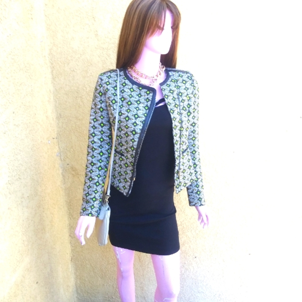 Guess Blazer awesome condition, size 0